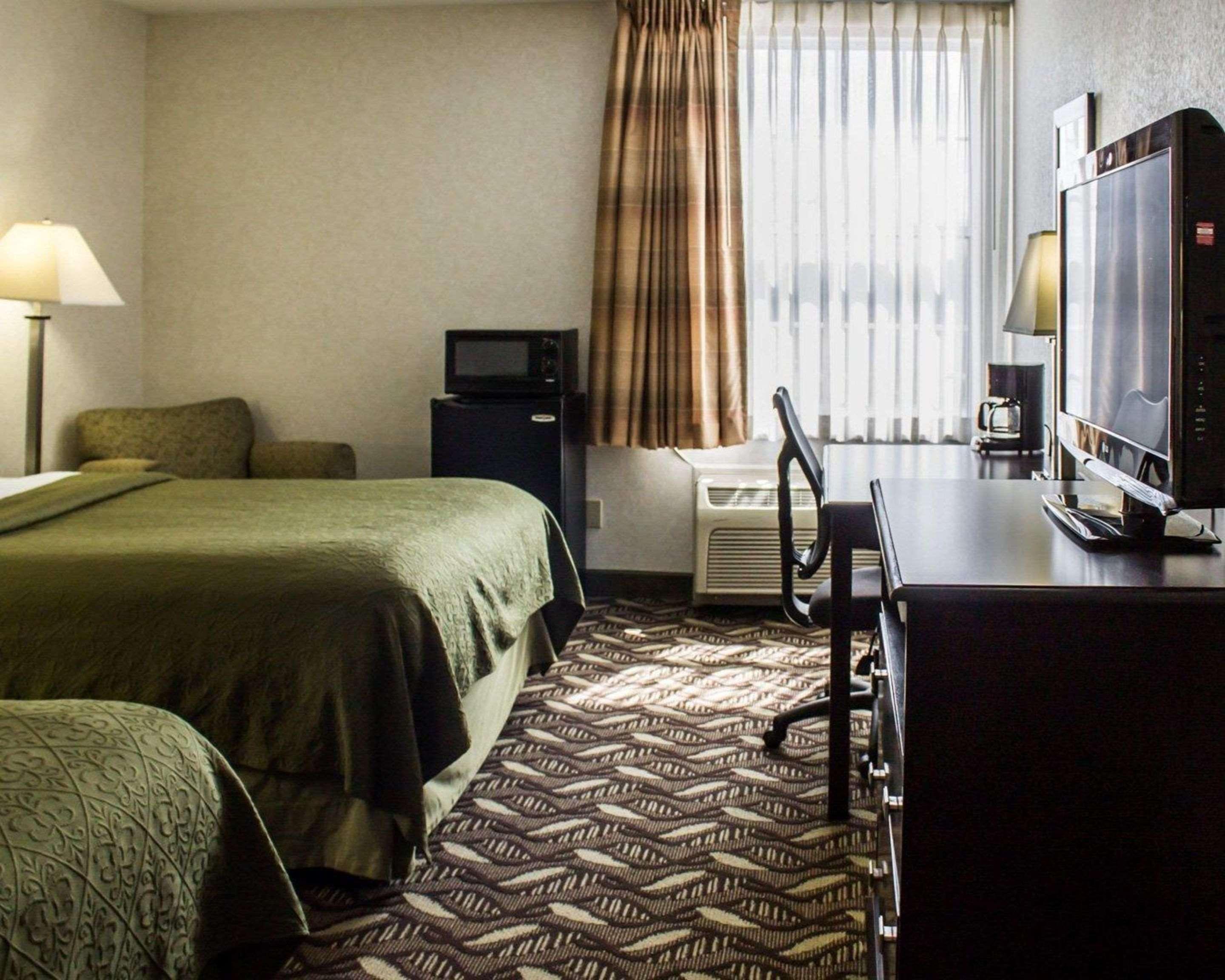 Quality Inn & Suites מנספילד מראה חיצוני תמונה